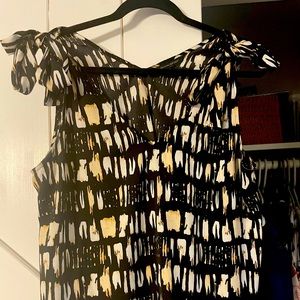 Banana Republic size large worn twice lightweight and comfortable